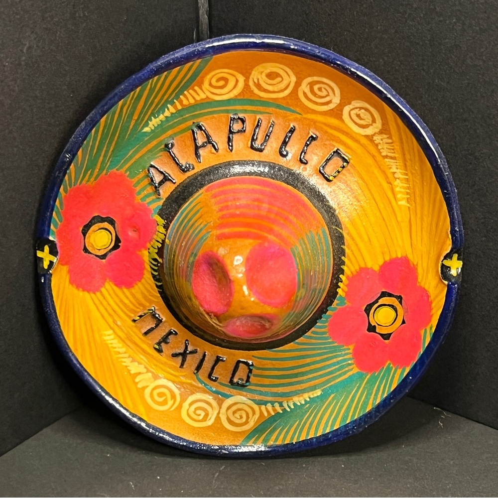 Vintage Colorful Hand Painted Clay Acapulco Mexico Sombrero Ashtray/Trivet Tray